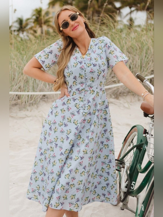 Ivy City Co Dresses & Skirts - Ivy City Co Dress Allie Blue Floral 16 NWT 100% Cotton